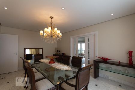 Apartamento à venda com 360m², 4 quartos e 5 vagasSala Jantar