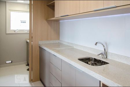 Apartamento à venda com 2 quartos, 70m² em Marechal Rondon, Canoas