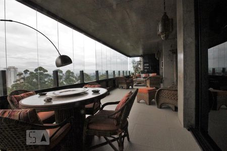 Varanda de apartamento à venda com 4 quartos, 520m² em Vila Suzana, São Paulo
