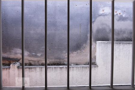 Vista Quarto 2 de casa à venda com 3 quartos, 276m² em Parque Tomas Saraiva, São Paulo