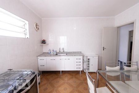 Casa à venda com 276m², 3 quartos e 4 vagas Casa à venda com 276m², 3 quartos e 4 vagasCozinha