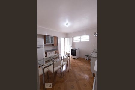 Casa à venda com 276m², 3 quartos e 4 vagas Casa à venda com 276m², 3 quartos e 4 vagasCozinha