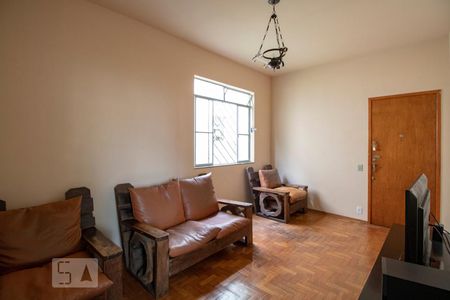Sala de apartamento para alugar com 3 quartos, 103m² em Santo Antônio, Belo Horizonte