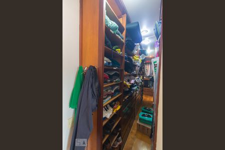 Casa para alugar com 450m², 6 quartos e 8 vagas Casa para alugar com 450m², 6 quartos e 8 vagasQuarto Suíte 1