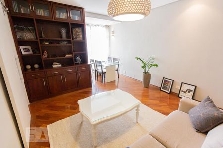 Apartamento à venda com 90m², 3 quartos e 1 vagaSala