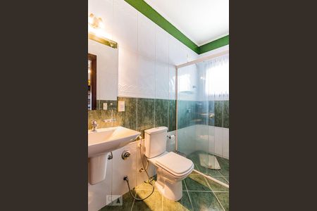 Casa à venda com 370m², 5 quartos e 4 vagasDetalhe do Banheiro da Suite