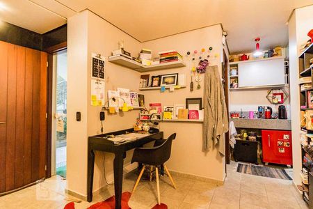 Casa à venda com 370m², 5 quartos e 4 vagasescritorio2