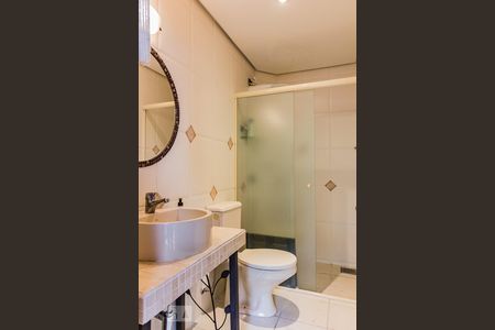 Banheiro de casa à venda com 5 quartos, 370m² em Jardim Botânico, Porto Alegre