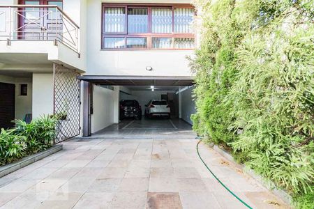 Casa à venda com 370m², 5 quartos e 4 vagasgaragem