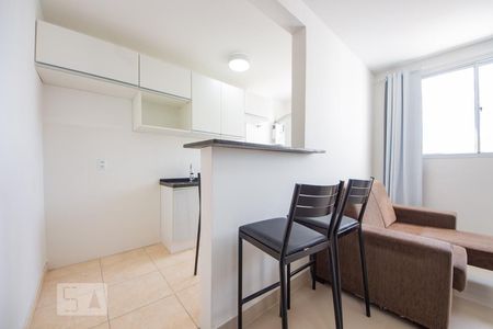 Sala de apartamento para alugar com 2 quartos, 50m² em Humaitá, Porto Alegre