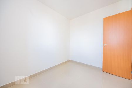 Quarto 2 de apartamento para alugar com 2 quartos, 50m² em Humaitá, Porto Alegre