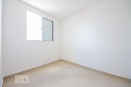 Quarto 2 de apartamento para alugar com 2 quartos, 50m² em Humaitá, Porto Alegre