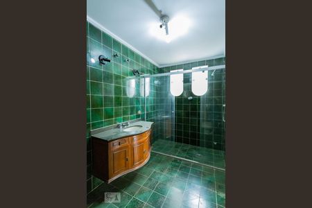 Casa para alugar com 200m², 3 quartos e 3 vagasBanheiro do Quarto 1