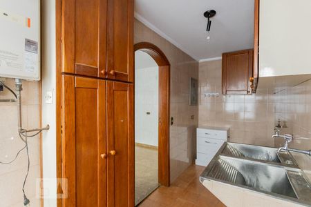 Casa para alugar com 200m², 3 quartos e 3 vagasÁrea de Serviço