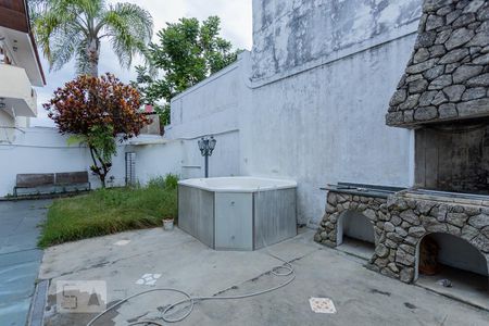 Casa para alugar com 200m², 3 quartos e 3 vagasChurrasqueira e Ofurô