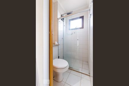 Banheiro de apartamento para alugar com 1 quarto, 56m² em Jardim Planalto, Campinas