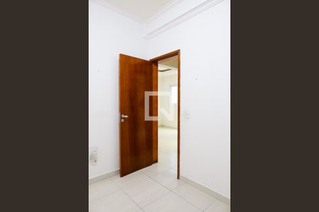 Apartamento para alugar com 70m², 2 quartos e 2 vagas Apartamento para alugar com 70m², 2 quartos e 2 vagasQuarto