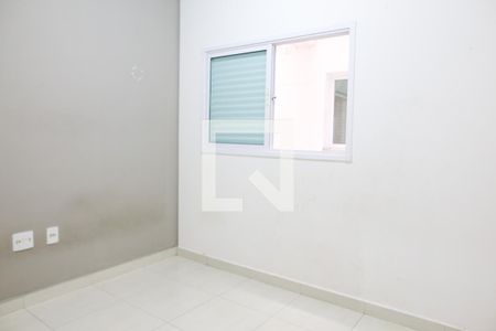 Apartamento para alugar com 70m², 2 quartos e 2 vagas Apartamento para alugar com 70m², 2 quartos e 2 vagasQuarto