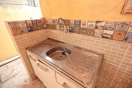 Casa para alugar com 100m², 2 quartos e 1 vagaÁrea de Serviço