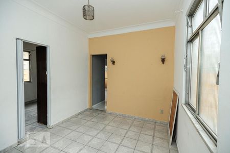 Sala de casa para alugar com 2 quartos, 100m² em Cascadura, Rio de Janeiro