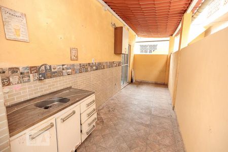 Casa para alugar com 100m², 2 quartos e 1 vagaÁrea de Serviço