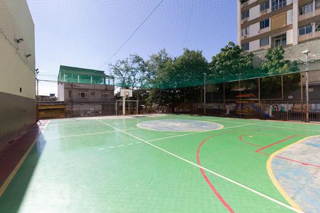 Apartamento para alugar com 60m², 2 quartos e 1 vagaQuadra