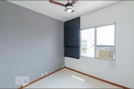 Apartamento à venda com 70m², 2 quartos e 1 vagaQuarto 2