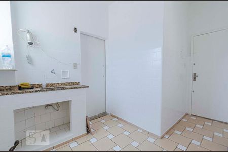 Apartamento à venda com 70m², 2 quartos e sem vagaCozinha