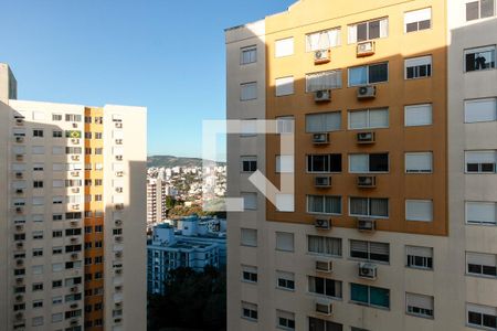 Vista Sala de apartamento à venda com 2 quartos, 67m² em Partenon, Porto Alegre
