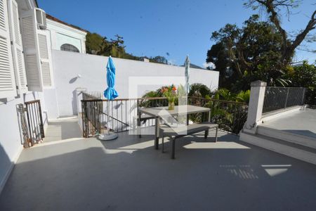 Casa à venda com 680m², 6 quartos e 1 vagavaranda