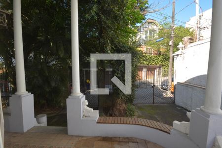 Casa à venda com 680m², 6 quartos e 1 vagaVista