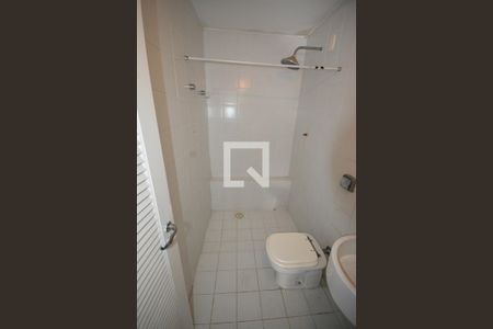 Casa à venda com 680m², 6 quartos e 1 vagaBanheiro