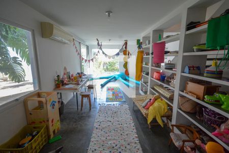 Casa à venda com 680m², 6 quartos e 1 vagaQuarto 6