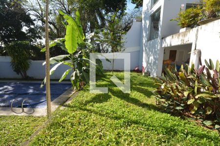 Casa à venda com 680m², 6 quartos e 1 vagaPiscina