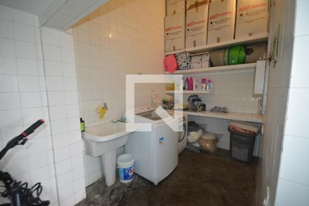 Casa à venda com 680m², 6 quartos e 1 vagaLavanderia