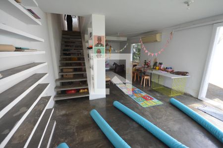 Casa à venda com 680m², 6 quartos e 1 vagaQuarto 6