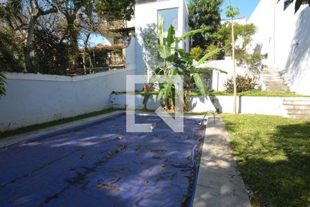 Casa à venda com 680m², 6 quartos e 1 vagaPiscina