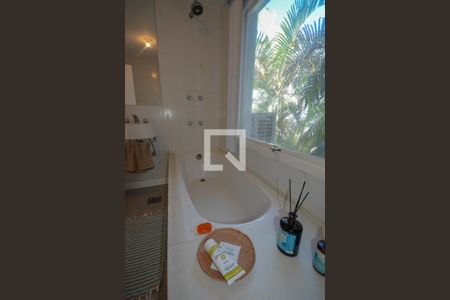 Casa à venda com 680m², 6 quartos e 1 vagaBanheiro