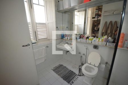 Casa à venda com 680m², 6 quartos e 1 vagaBanheiro