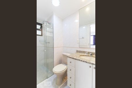 Apartamento para alugar com 85m², 2 quartos e 2 vagasBanheiro da suíte 01