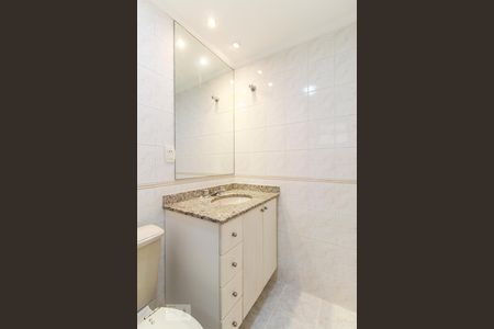 Apartamento para alugar com 85m², 2 quartos e 2 vagasBanheiro da suíte 01