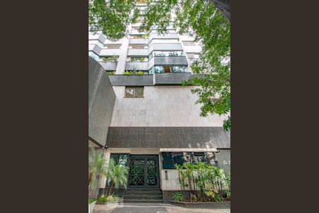 Apartamento à venda com 305m², 4 quartos e 3 vagasFachada