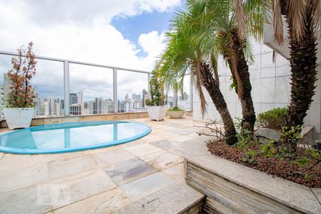 Apartamento à venda com 305m², 4 quartos e 3 vagasÁrea Gourmet / Piscina