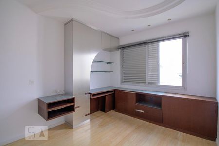 Apartamento à venda com 305m², 4 quartos e 3 vagasQuarto 03