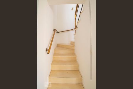 Apartamento à venda com 305m², 4 quartos e 3 vagasEscada