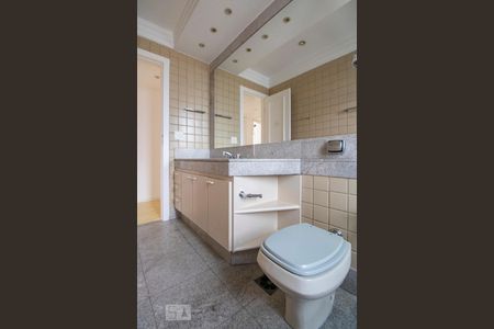 Apartamento à venda com 305m², 4 quartos e 3 vagasBanheiro Social