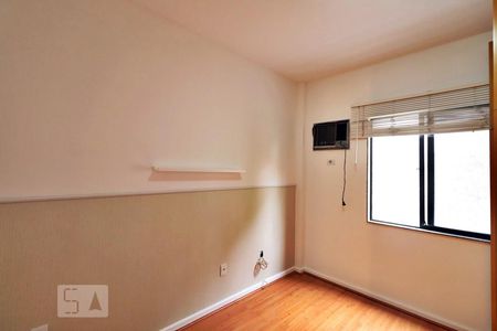 Suíte de apartamento para alugar com 2 quartos, 74m² em Recreio dos Bandeirantes, Rio de Janeiro