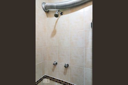 Apartamento para alugar com 74m², 2 quartos e 1 vagaBanheiro Corredor