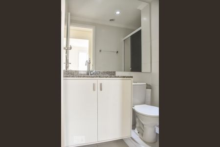 Apartamento para alugar com 57m², 2 quartos e 1 vaga Apartamento para alugar com 57m², 2 quartos e 1 vagaBanheiro