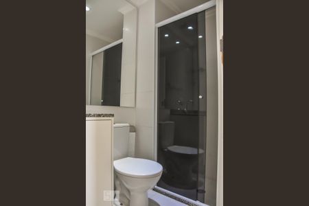 Apartamento para alugar com 57m², 2 quartos e 1 vaga Apartamento para alugar com 57m², 2 quartos e 1 vagaBanheiro
